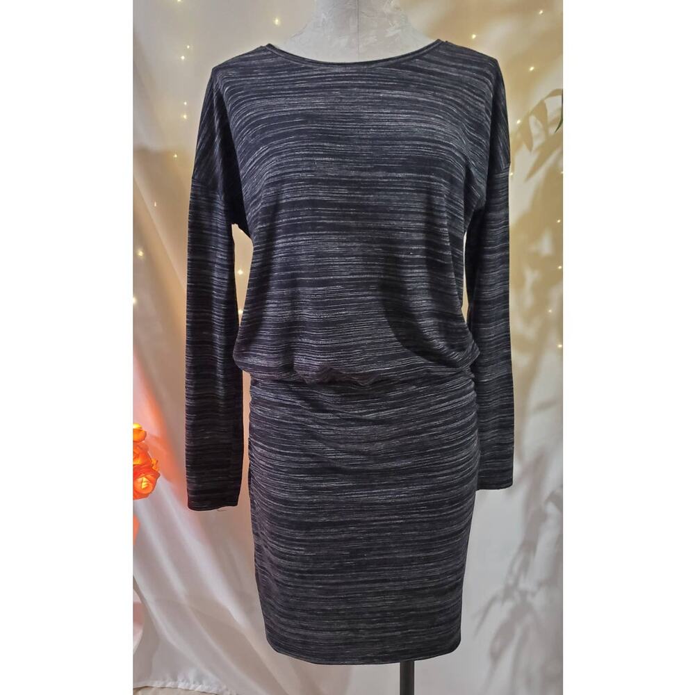 Athleta Soft Avenue Ruched Long Sleeve Dress Womens Size S Marled Gray Black
